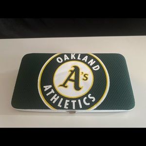 MLB Oakland Athletics Gwen Mesh wallet